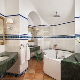 Suite with panoramic view, Capri